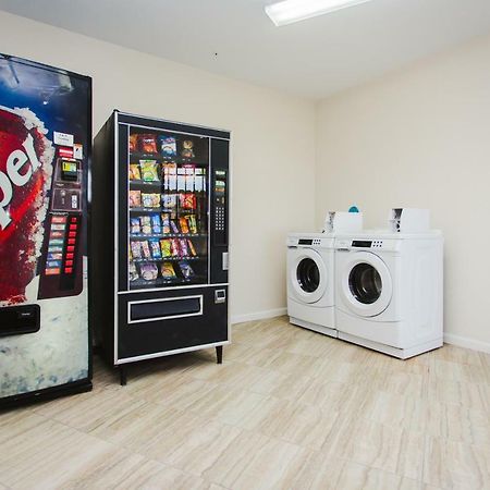 Scottish Inn & Suites Baytown Kültér fotó