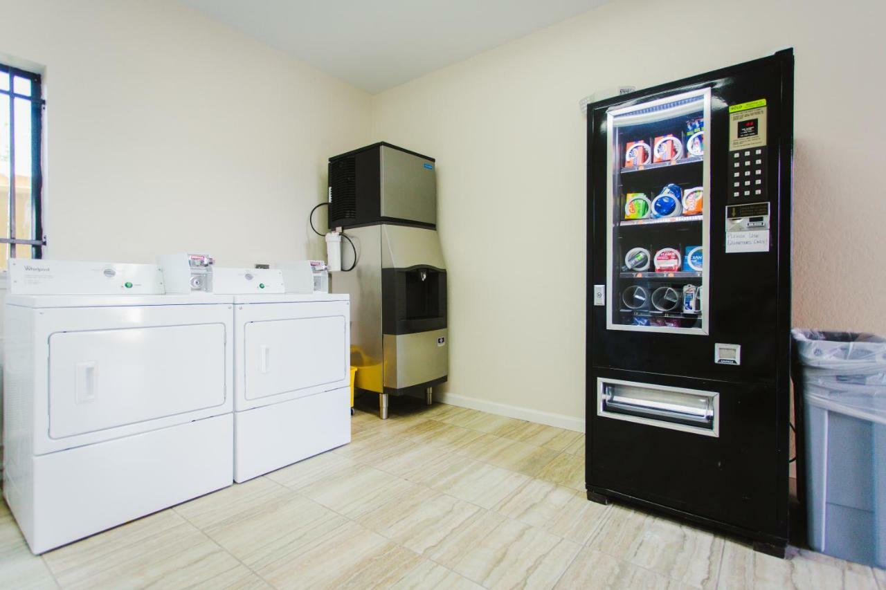 Scottish Inn & Suites Baytown Kültér fotó
