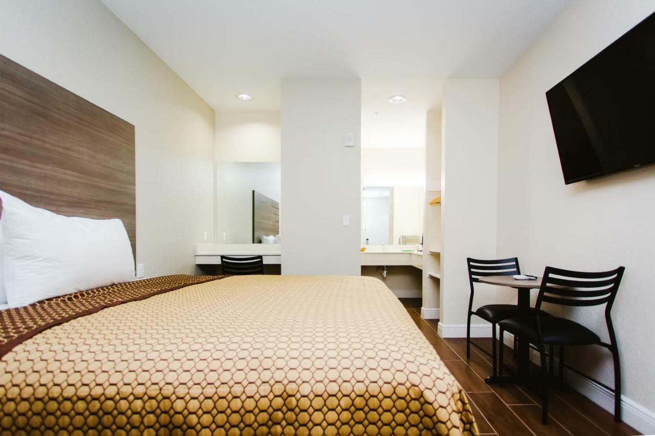 Scottish Inn & Suites Baytown Kültér fotó